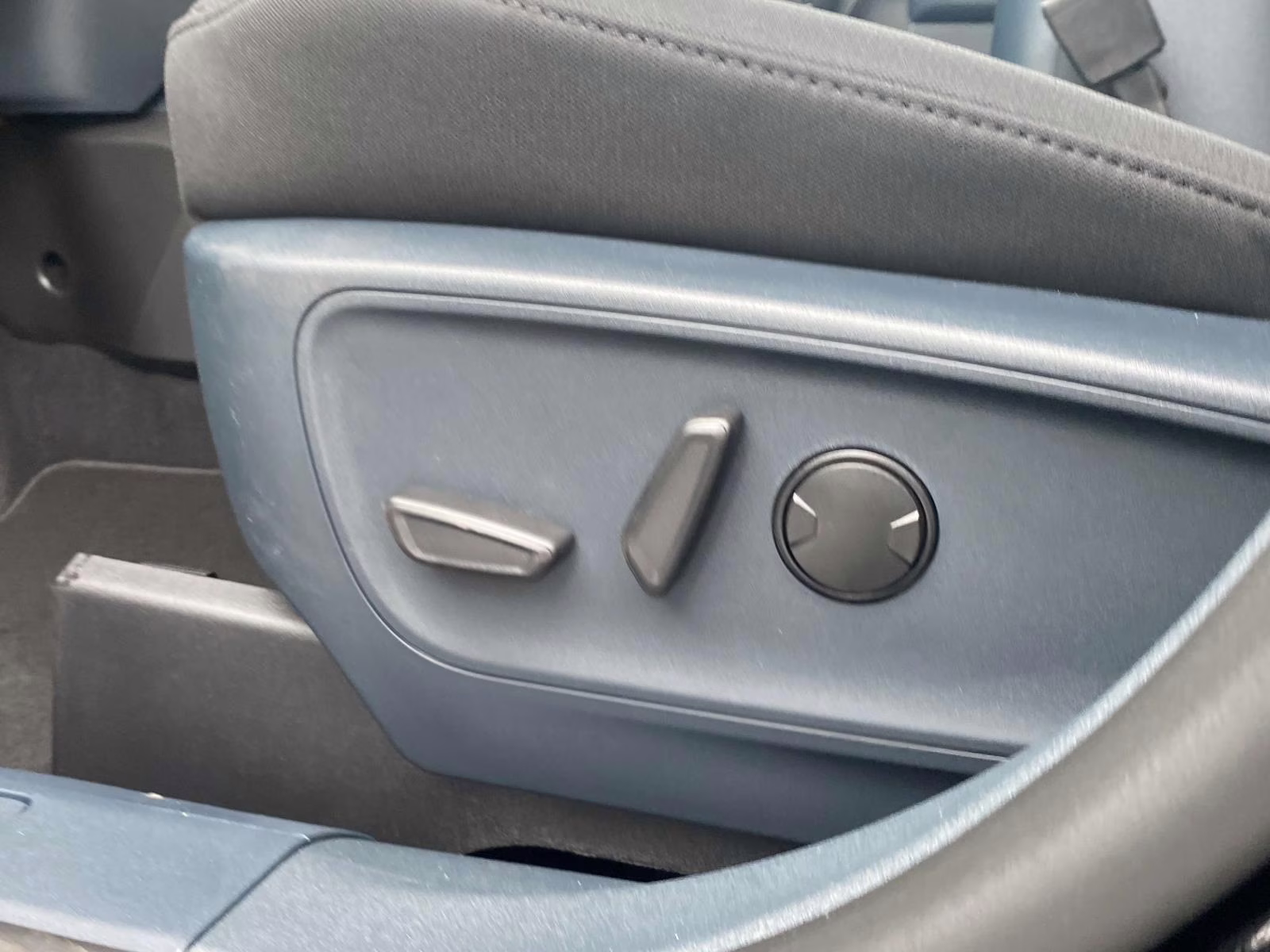 2026 Shadow Black Ford Maverick XLT AWD Truck