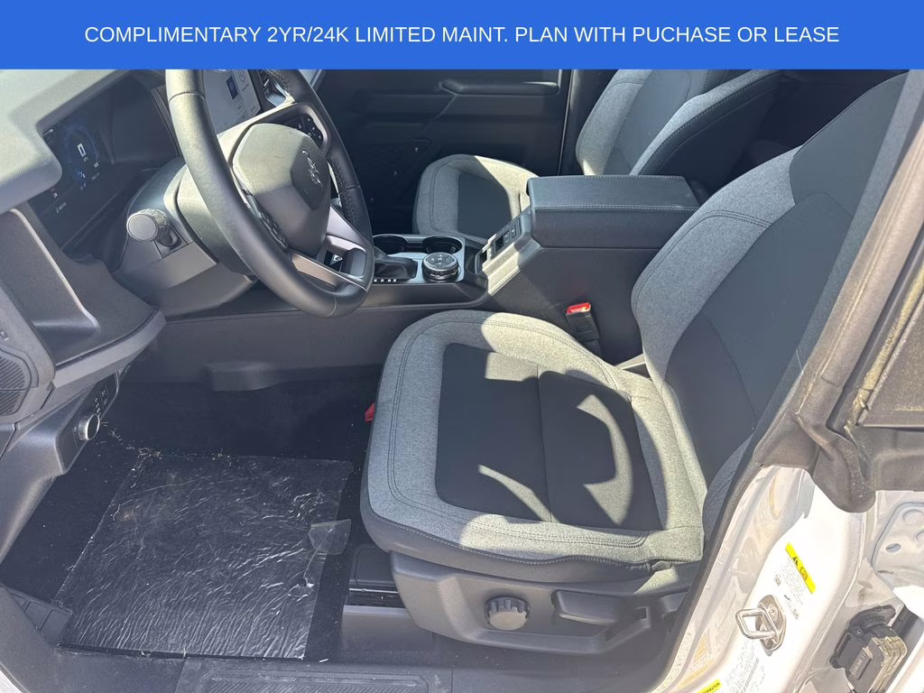 2025 Oxford White Ford Bronco Big Bend 4X4 SUV