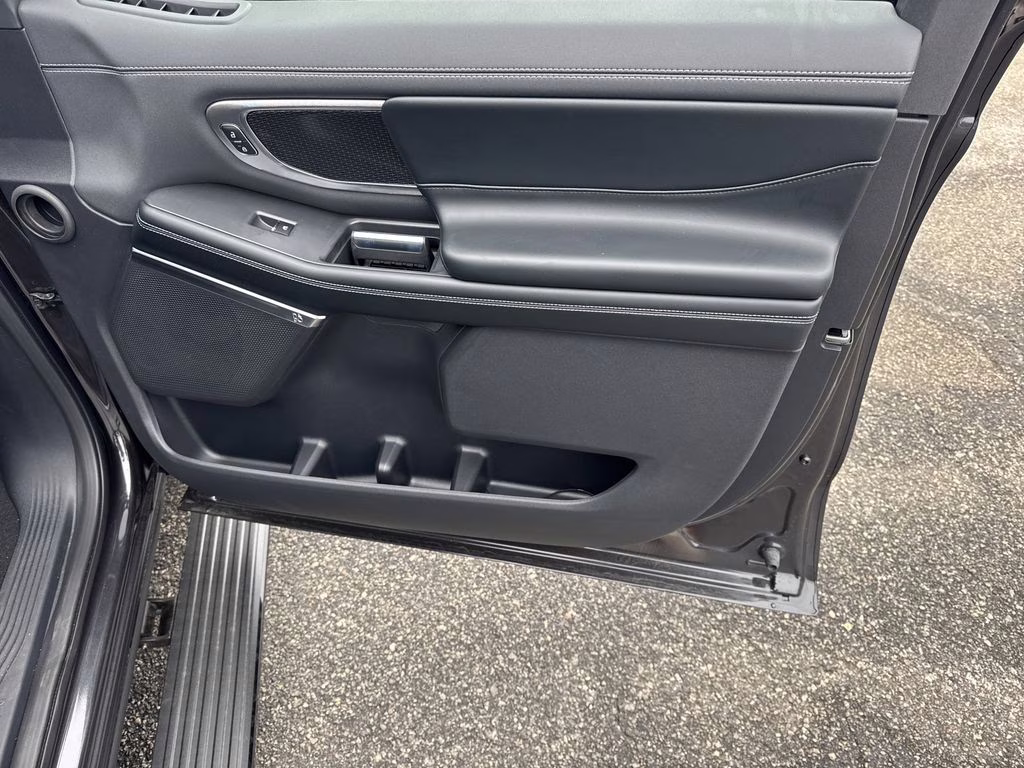 2025 Gray Metallic Ford Expedition Max Platinum 4X4 SUV