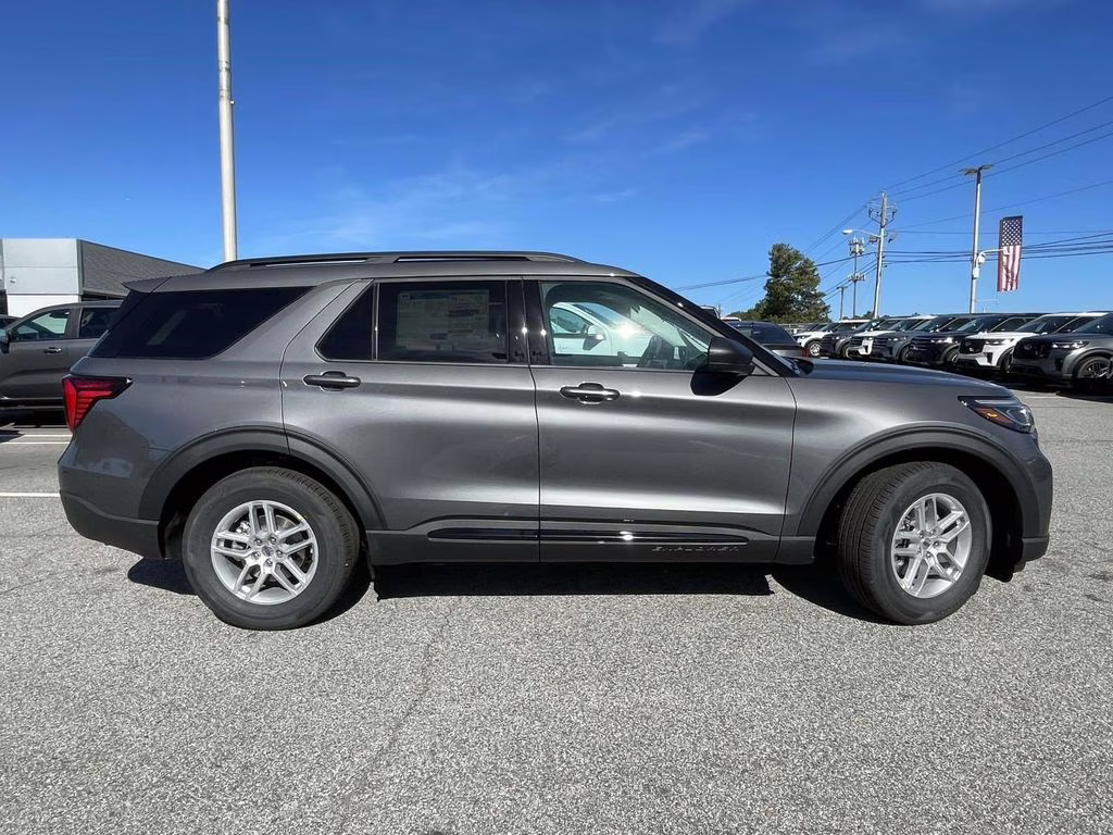 2026 Gray Metallic Ford Explorer Active RWD SUV