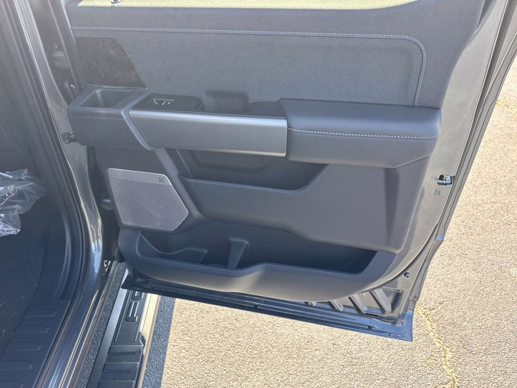 2026 Gray Metallic Ford Super Duty F-250 SRW Lariat 4X4 Truck