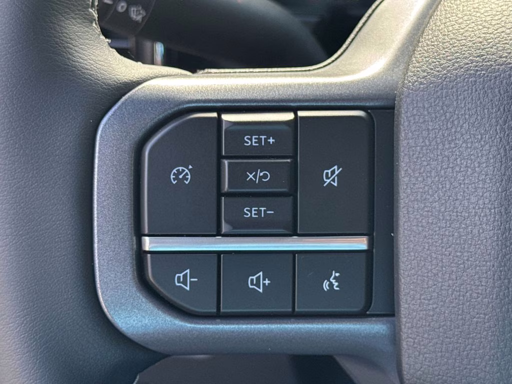 2026 Black Metallic Ford Super Duty F-250 SRW Lariat 4X4 Truck