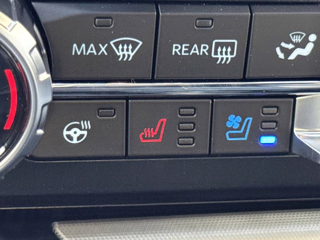 2025 Black Metallic Ford Super Duty F-350 SRW Platinum 4X4 Truck