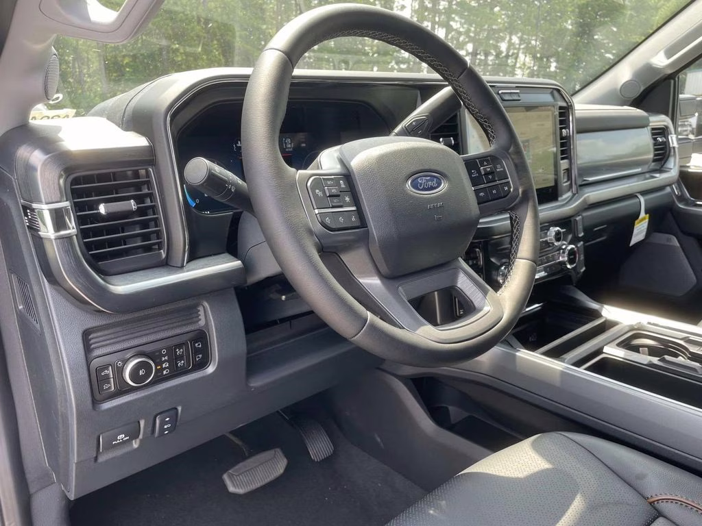 2025 Black Metallic Ford Super Duty F-350 SRW Lariat 4X4 Truck