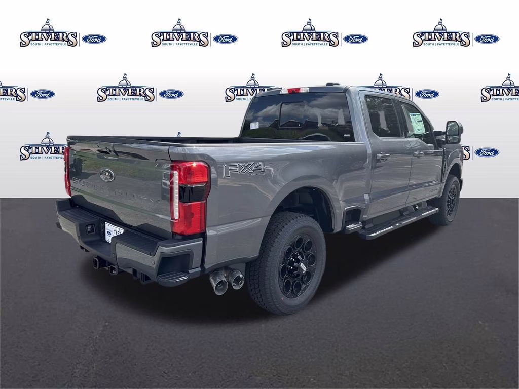 2026 Gray Metallic Ford Super Duty F-350 SRW Lariat 4X4 Truck