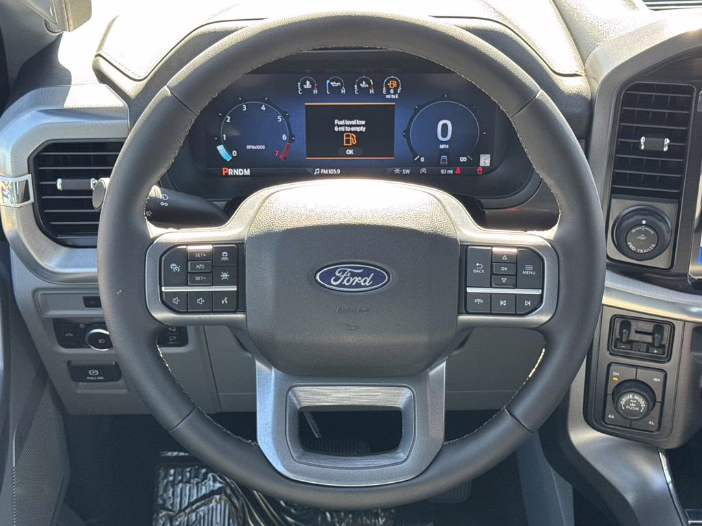 2025 Black Metallic Ford F-150 Lariat 4X4 Truck