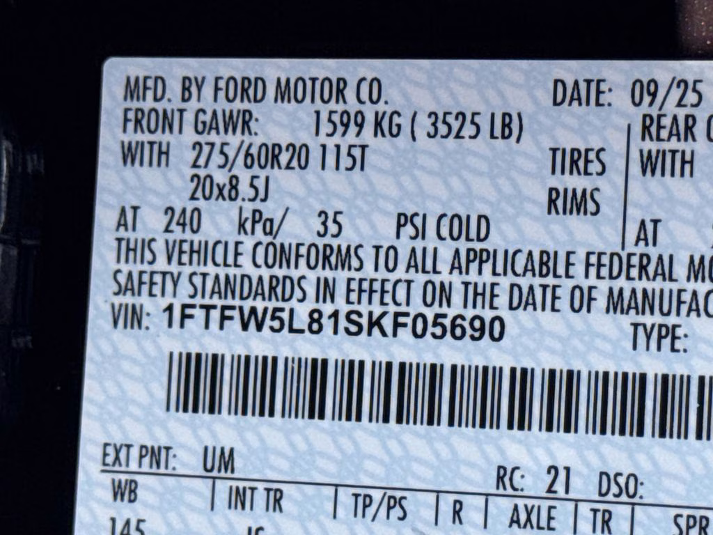 2025 Black Metallic Ford F-150 Lariat 4X4 Truck