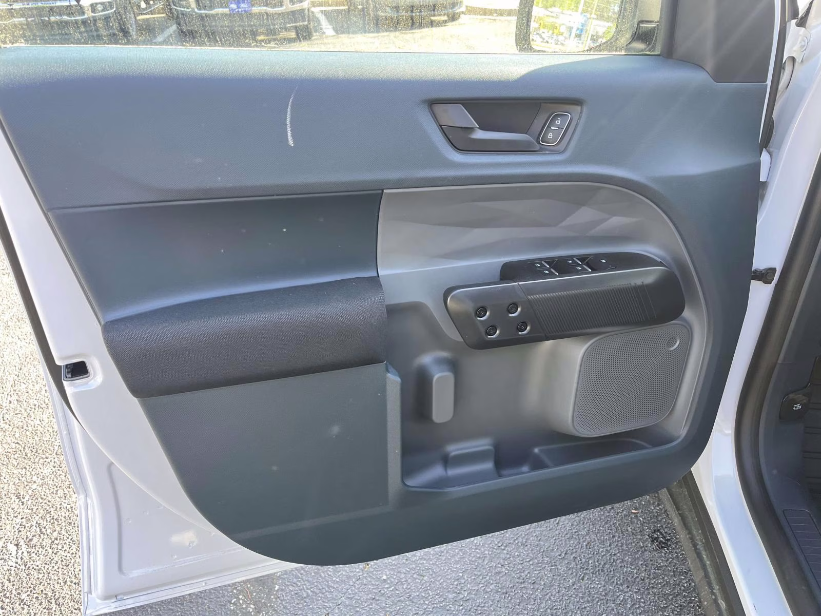 2025 Oxford White Ford Maverick XL FWD Truck