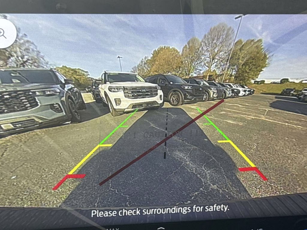 2025 Oxford White Ford Maverick XL FWD Truck