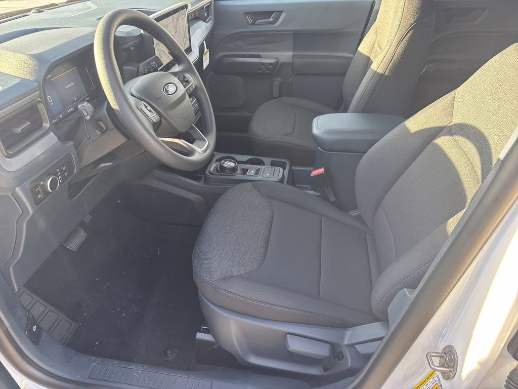 2025 Oxford White Ford Maverick XL FWD Truck