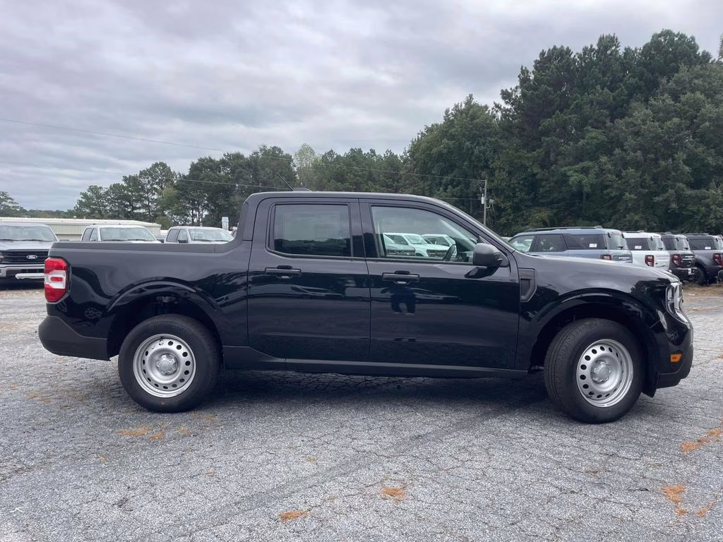 2025 Shadow Black Ford Maverick XL FWD Truck