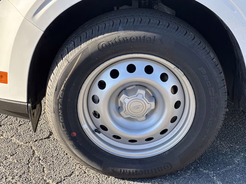 2025 Oxford White Ford Maverick XL FWD Truck