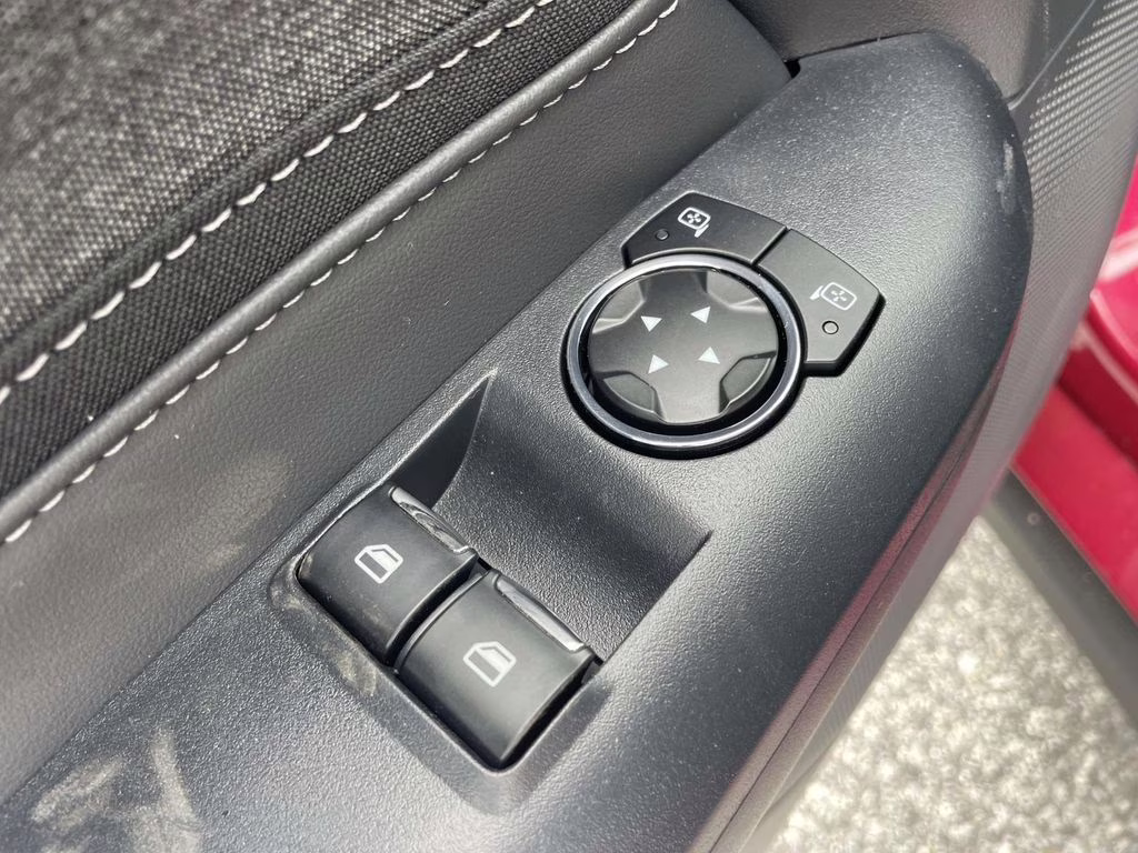 2025 Molten Magenta Metallic Tri-Coat Ford Mustang EcoBoost RWD Coupe