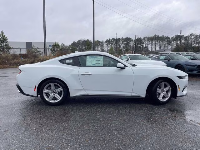 2026 Oxford White Ford Mustang EcoBoost RWD Coupe