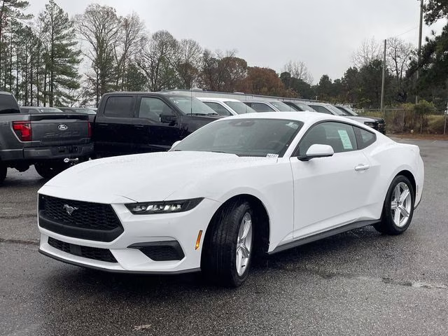 2026 Oxford White Ford Mustang EcoBoost RWD Coupe