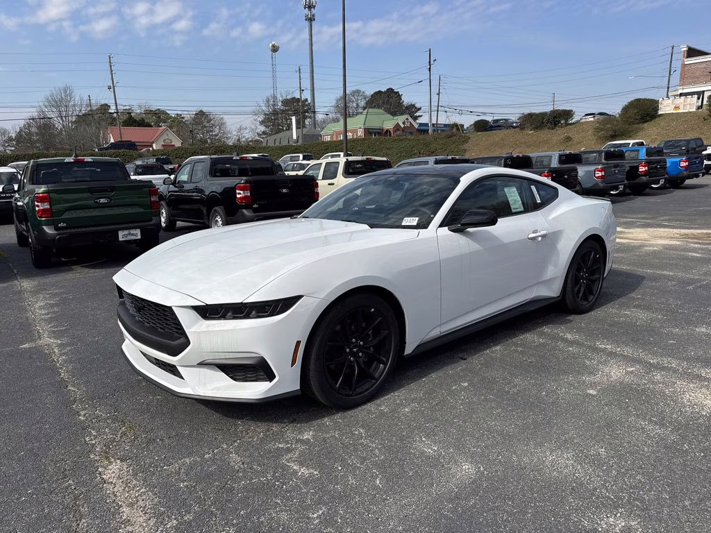 2026 Oxford White Ford Mustang EcoBoost RWD Coupe