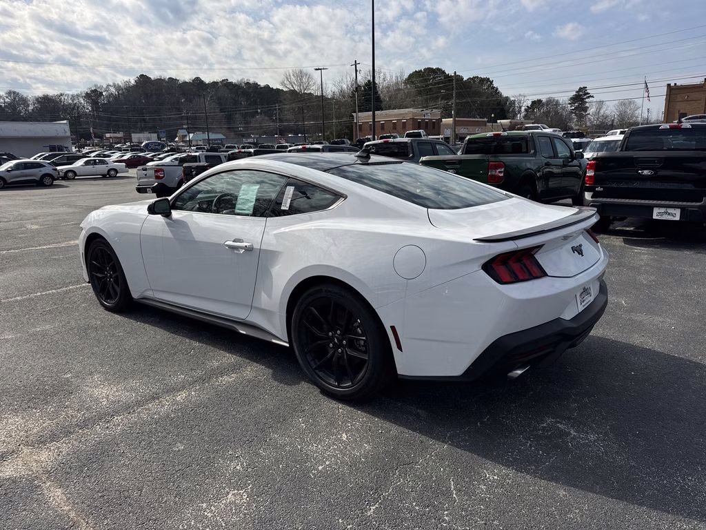 2026 Oxford White Ford Mustang EcoBoost RWD Coupe