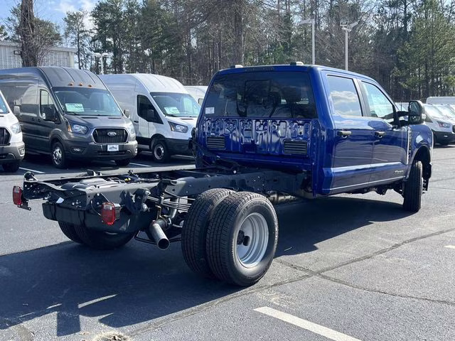 2026 Blue Metallic Ford Super Duty F-350 DRW XL 4X4 Chassis