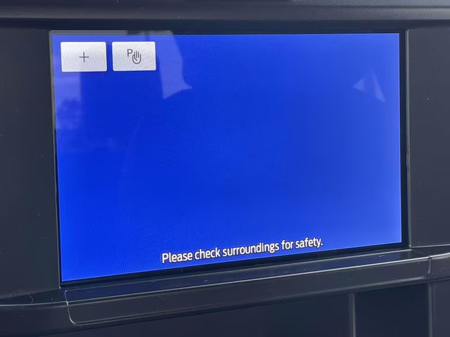 2026 Oxford White Ford Super Duty F-350 SRW XL RWD Chassis