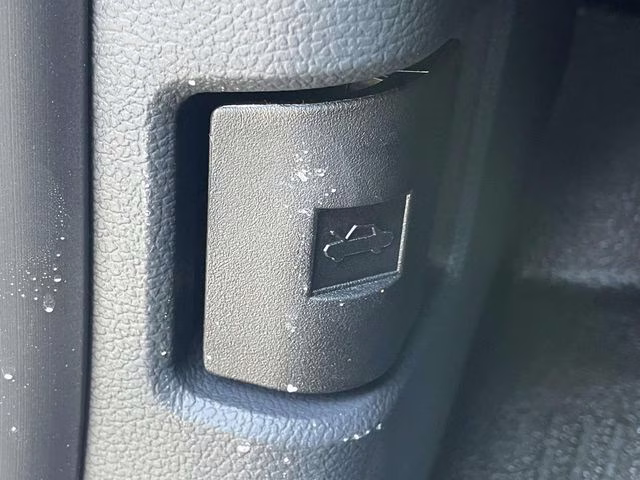 2026 Oxford White Ford Super Duty F-350 SRW XL 4X4 Chassis