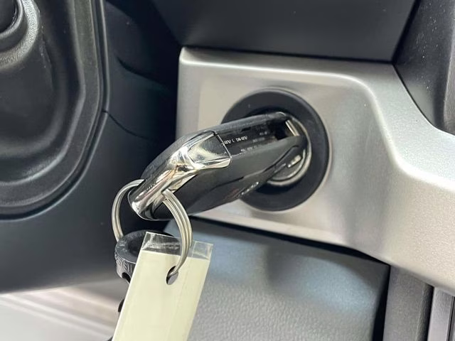 2026 Oxford White Ford Super Duty F-350 DRW XL 4X4 Chassis