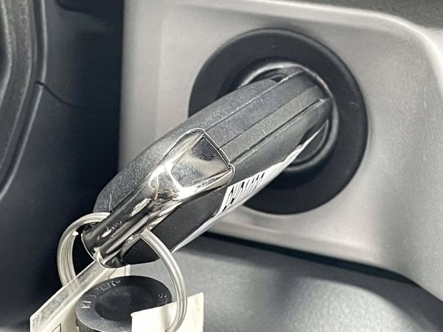 2026 Oxford White Ford Super Duty F-350 DRW XL 4X4 Chassis