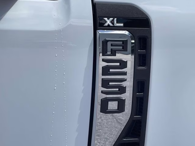 2025 Oxford White Ford Super Duty F-250 SRW XL RWD Truck