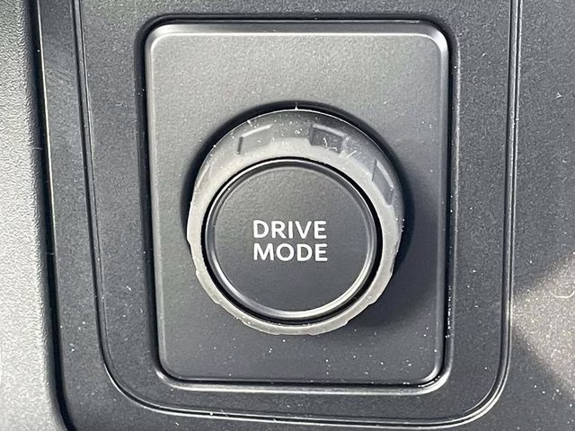 2026 Oxford White Ford Super Duty F-550 DRW XL RWD Chassis