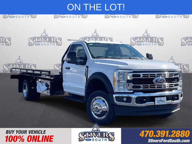 2026 Oxford White Ford Super Duty F-550 DRW XL RWD Chassis
