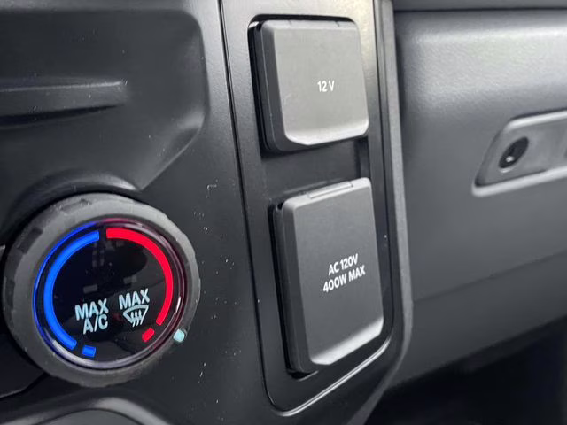 2026 Oxford White Ford Super Duty F-550 DRW XL 4X4 Chassis