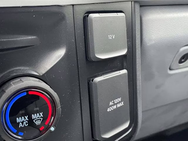 2026 Oxford White Ford Super Duty F-550 DRW XL 4X4 Chassis