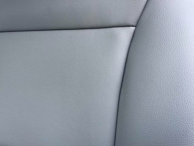 2025 Oxford White Ford F-600SD XL 4X4 Chassis