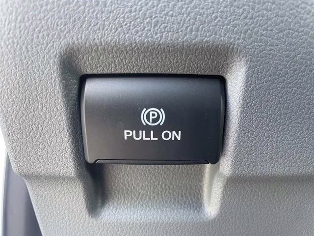 2025 Oxford White Ford F-600SD XL 4X4 Chassis