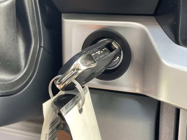 2025 Oxford White Ford F-600SD XL 4X4 Chassis