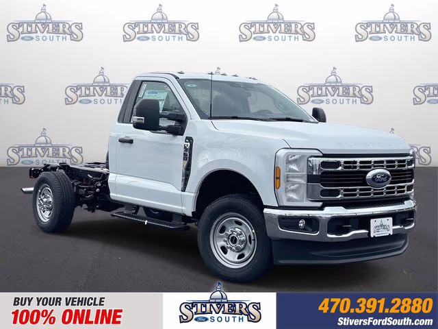 2026 Oxford White Ford Super Duty F-350 SRW XL 4X4 Chassis