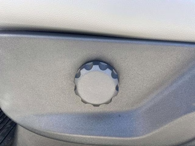 2026 Oxford White Ford Super Duty F-350 DRW XL 4X4 Chassis