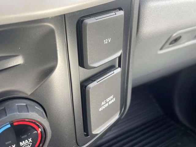 2025 Oxford White Ford Super Duty F-350 DRW XL 4X4 Chassis