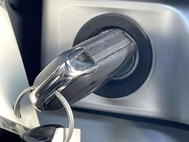 2026 Oxford White Ford Super Duty F-550 DRW XL RWD Chassis