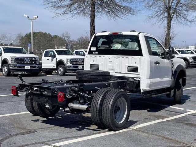 2026 Oxford White Ford Super Duty F-450 DRW XL 4X4 Chassis