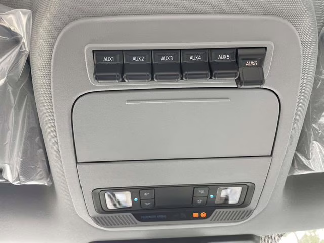 2026 Oxford White Ford Super Duty F-450 DRW XL 4X4 Chassis