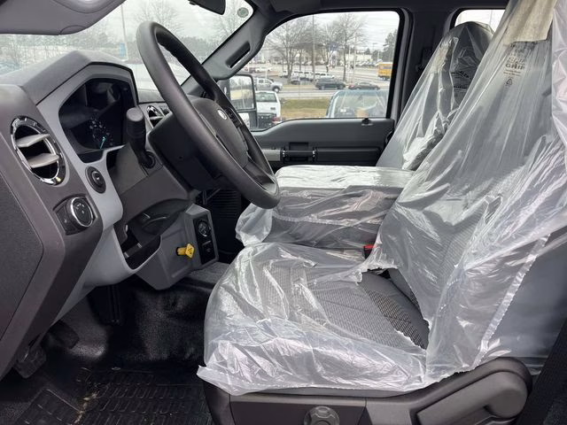 2026 Oxford White Ford F-650SD Base RWD Truck