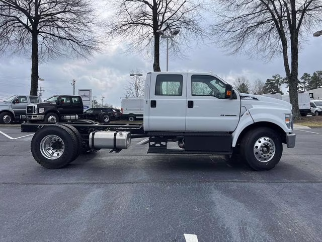2026 Oxford White Ford F-650SD Base RWD Truck