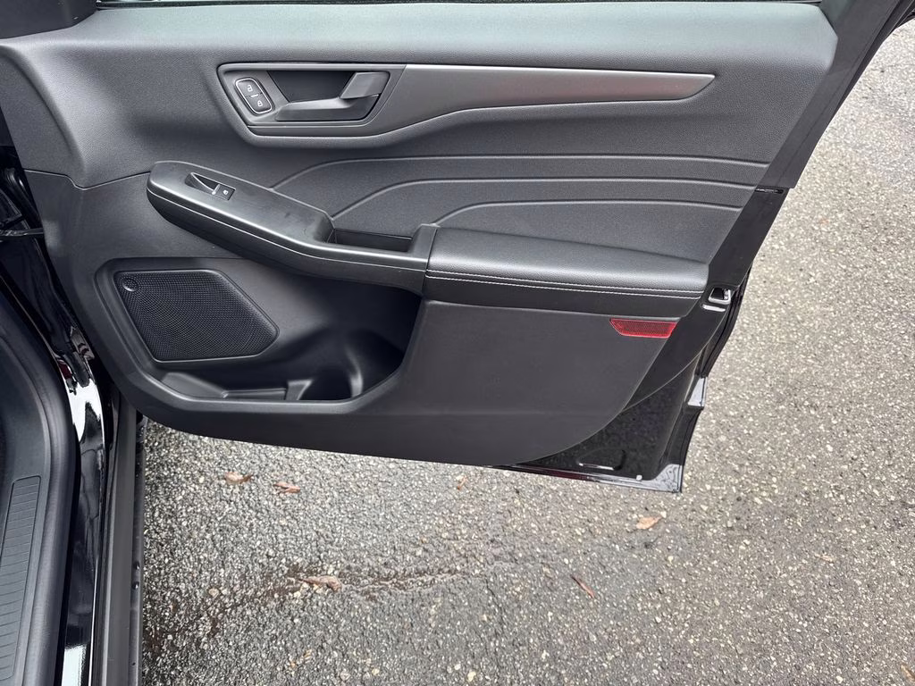 2026 Black Metallic Ford Escape Active FWD SUV