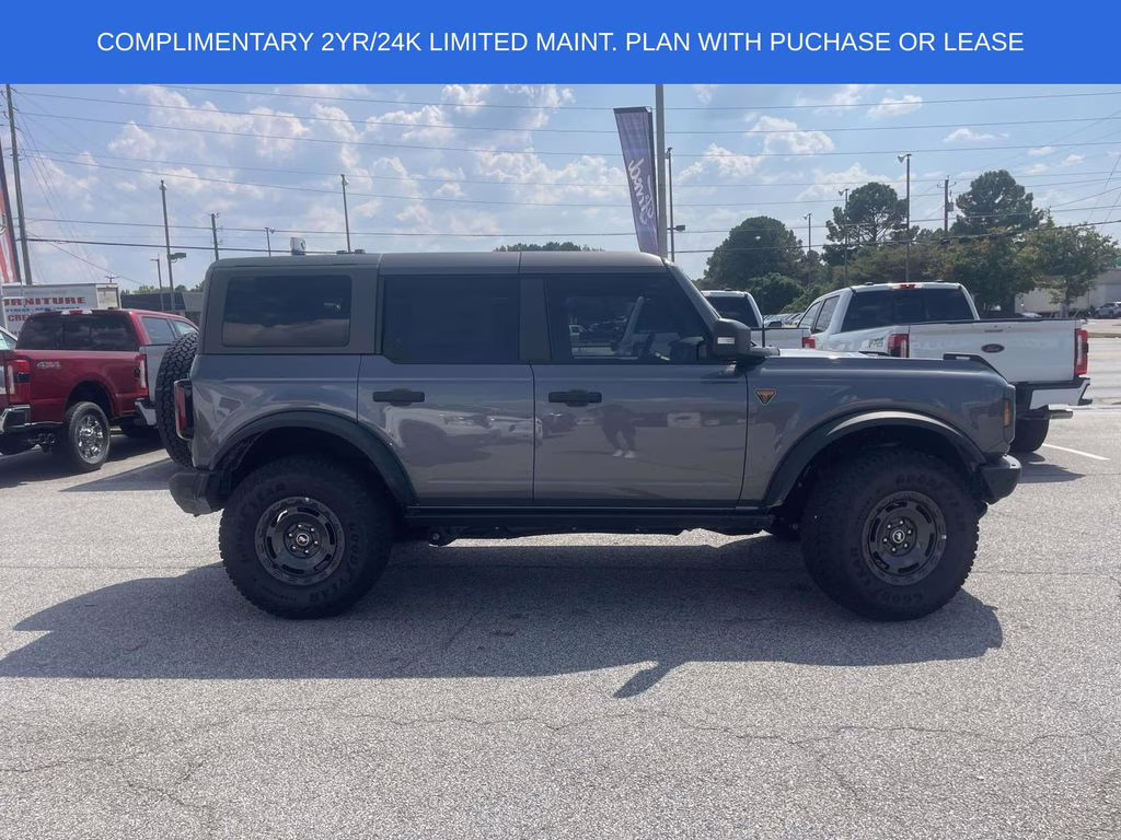 2025 Gray Metallic Ford Bronco Badlands 4X4 SUV