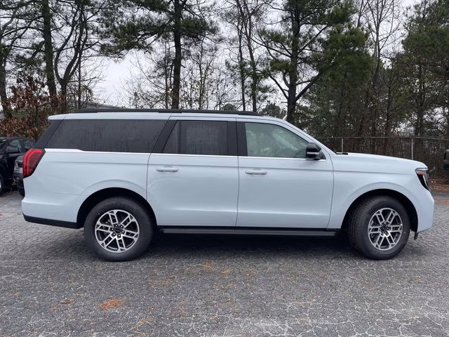 2026 Silver Metallic Ford Expedition Max Active RWD SUV