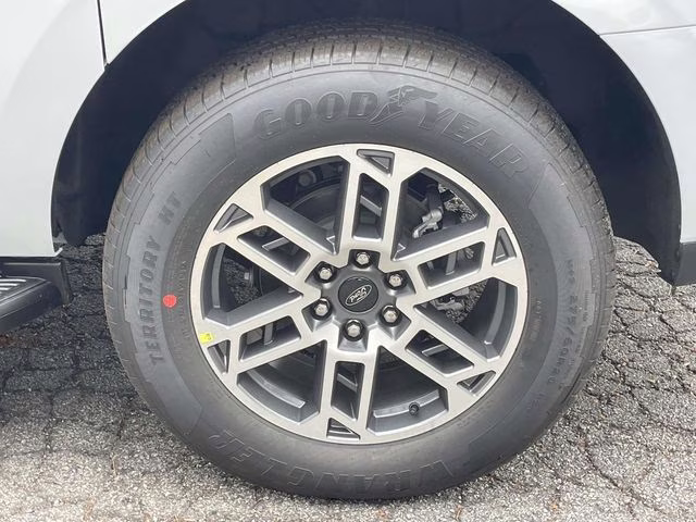 2026 Silver Metallic Ford Expedition Max Active RWD SUV