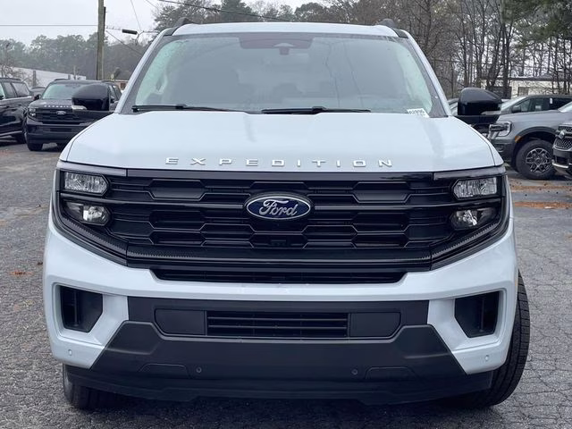 2026 Silver Metallic Ford Expedition Max Active RWD SUV