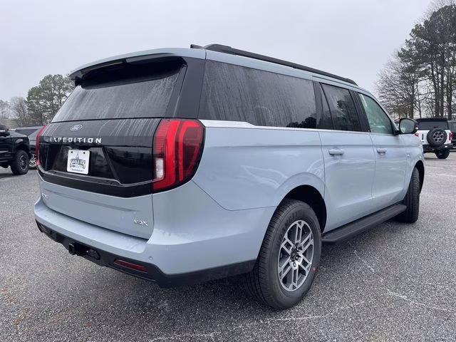 2026 Gray Metallic Ford Expedition Max Active RWD SUV