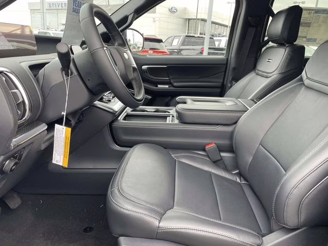 2025 Gray Metallic Ford Expedition Max Platinum 4X4 SUV