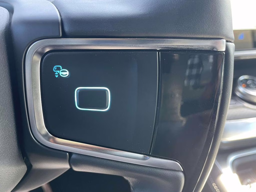 2025 Star White Metallic Tri-Coat Ford Expedition Max Platinum 4X4 SUV